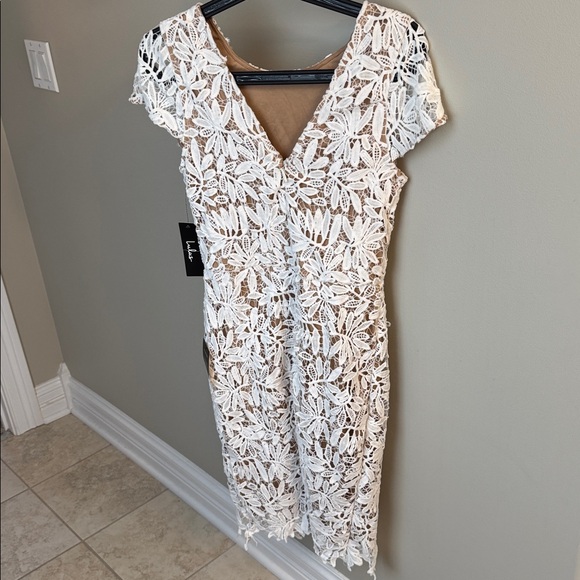 Lulu's Right Sheer Right Now White Lace Midi Sheath Dress Small NWT - Picture 5 of 6
